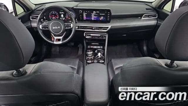 Kia K5 2022 — ფოტო 6/20