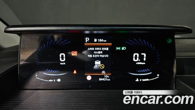 Hyundai Staria 2023 — Фото 7/20