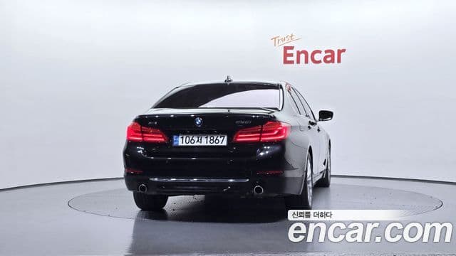 BMW 5 Series 2018 — Şəkil 4/20