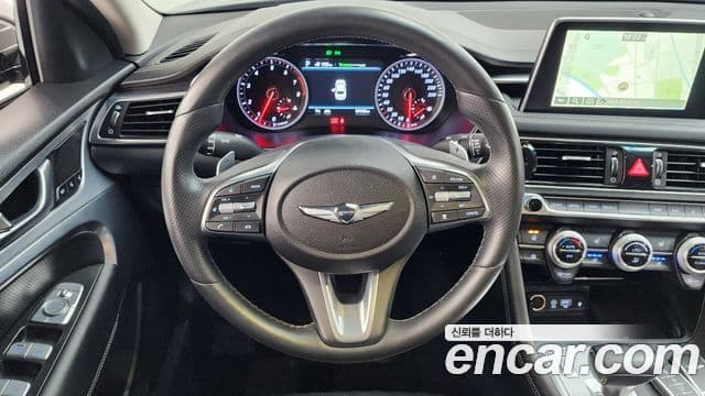 Genesis G70 2019 — Şəkil 13/20