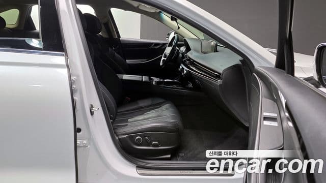 Genesis Electrified G80 2021 — ფოტო 11/20