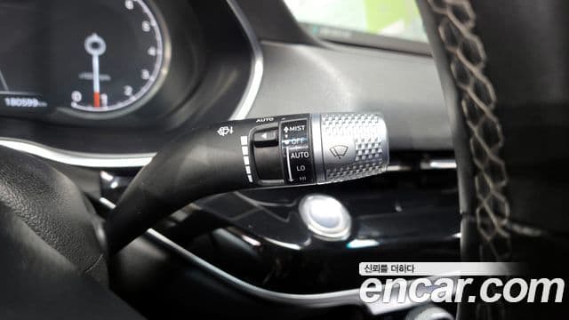 Genesis Electrified G80 2021 — ფოტო 18/20
