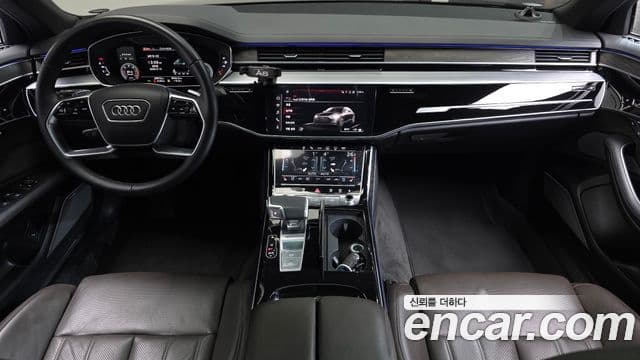 Audi A8 2023 — Şəkil 7/20
