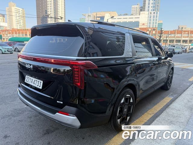 Kia Carnival 2025 — ფოტო 2/20