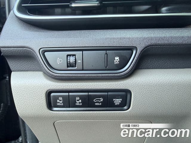 Kia Carnival 2025 — ფოტო 9/20