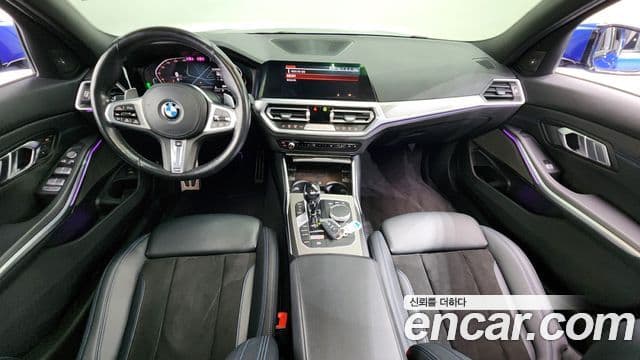 BMW 3 Series 2021 — ფოტო 7/20