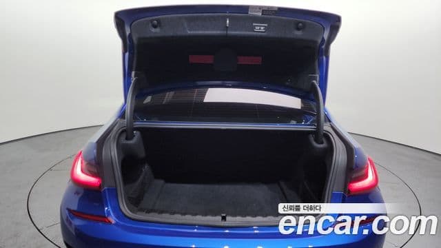BMW 3 Series 2021 — фото 20 из 20