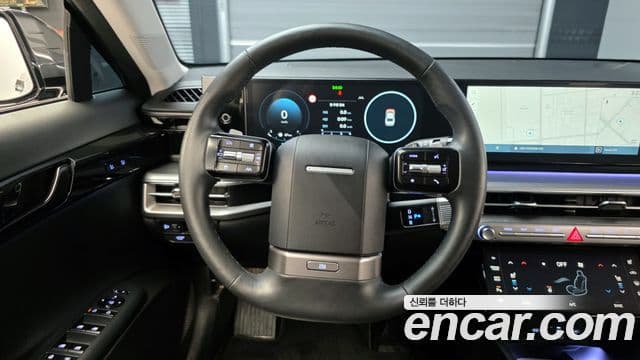 Hyundai Grandeur 2023 — ფოტო 13/20