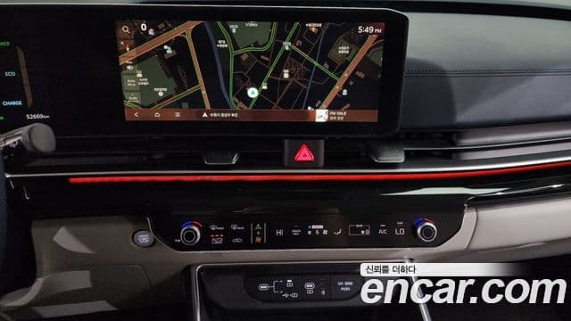 Kia Carnival 2024 — ფოტო 14/20