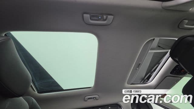 Hyundai Santa Fe 2024 — ფოტო 19/20