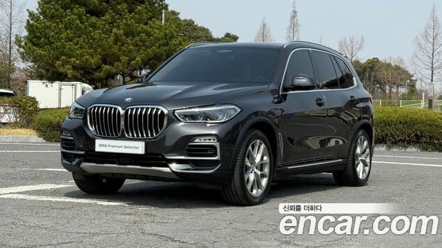 BMW X5 2021 — Photo 2/20