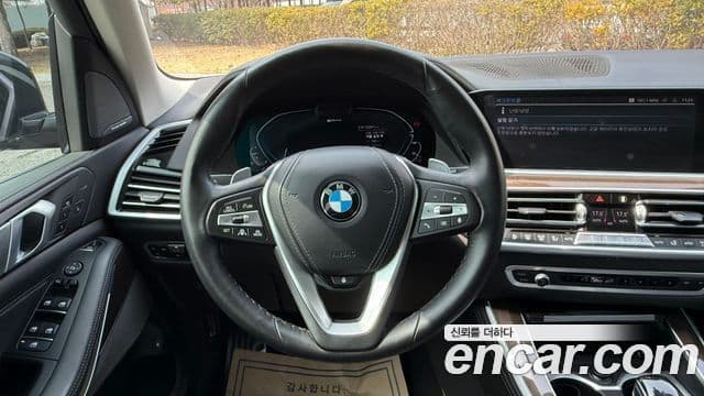 BMW X5 2021 — Photo 13/20