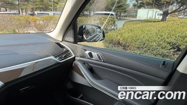 BMW X5 2021 — Photo 7/20