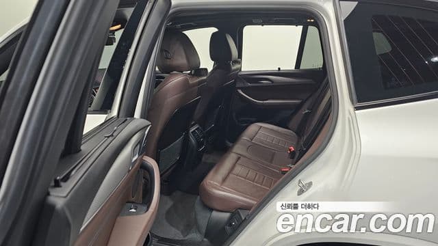 BMW X3 2018 — Şəkil 11/20