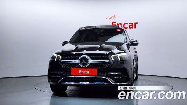 Mercedes-Benz GLE-Class 2020 — Фото 3/20