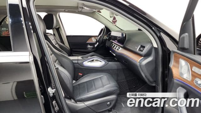 Mercedes-Benz GLE-Class 2020 — Фото 11/20