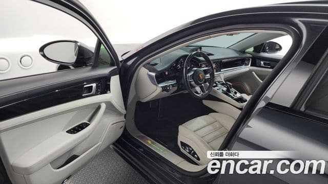 Porsche Panamera 2018 — Şəkil 8/20