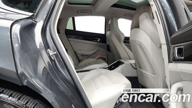Porsche Panamera 2018 — Şəkil 3/20