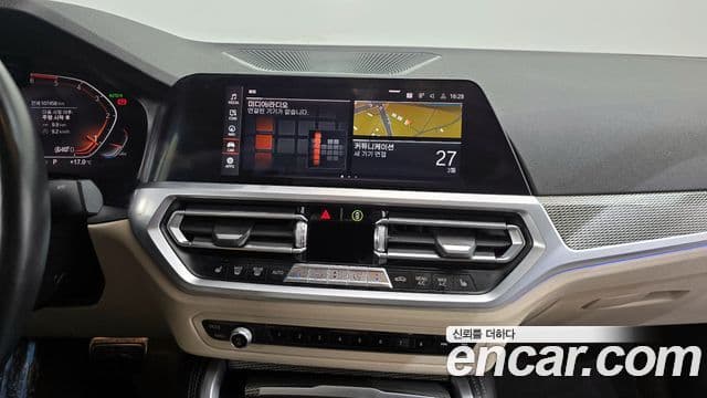 BMW 4 Series 2021 — ფოტო 7/20