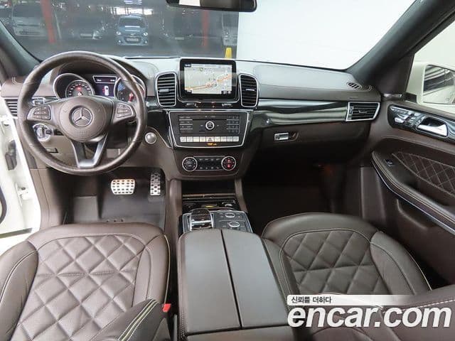 Mercedes-Benz GLS-Class 2019 — ფოტო 6/20