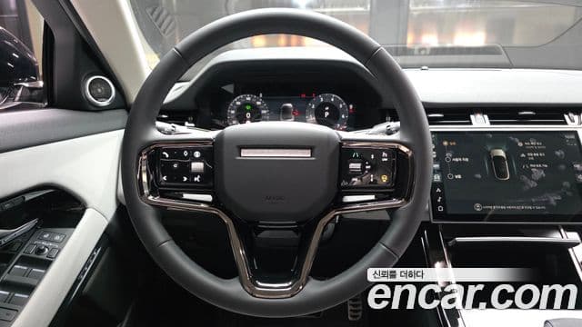 Land Rover Range Rover Evoque 2025 — ფოტო 13/20