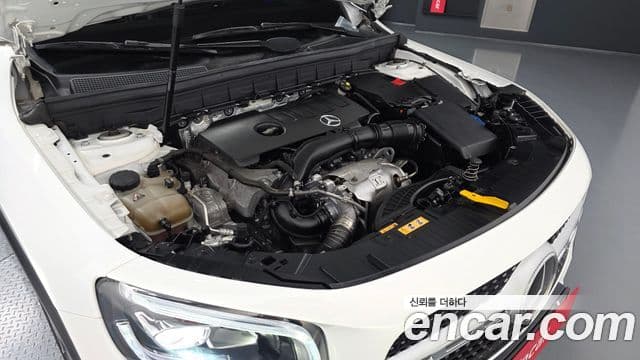 Mercedes-Benz GLB-Class 2022 — Şəkil 6/20