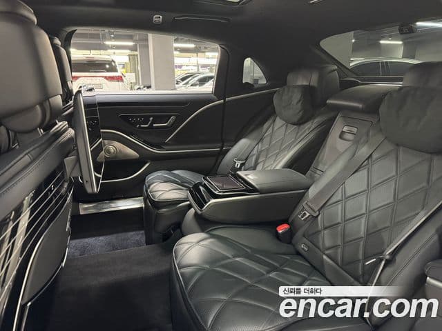 Mercedes-Benz S-Class 2021 — ფოტო 13/19