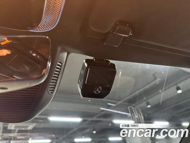 Mercedes-Benz S-Class 2021 — ფოტო 18/19