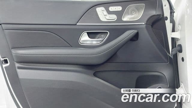 Mercedes-Benz GLE-Class 2023 — Şəkil 15/17