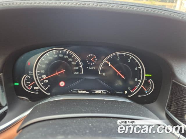 BMW 7 Series 2018 — Photo 7/20