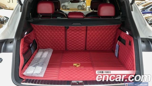 Porsche Cayenne 2023 — Şəkil 17/20