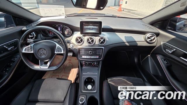 Mercedes-Benz CLA-Class 2018 — ფოტო 8/19