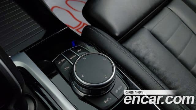 BMW X3 2021 — ფოტო 16/20