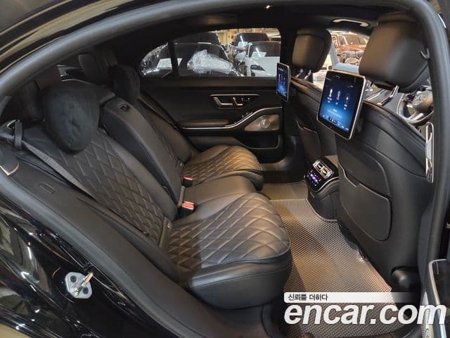 Mercedes-Benz S-Class 2022 — ფოტო 14/20