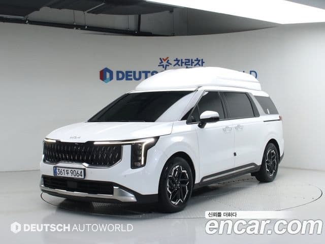 Kia Carnival 2023 — ფოტო 10/20