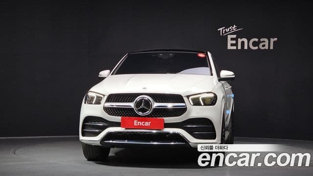 Mercedes-Benz GLE-Class 2022 — ფოტო 3/20