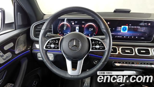 Mercedes-Benz GLE-Class 2022 — ფოტო 13/20