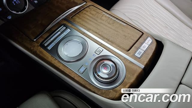Genesis G80 2020 — ფოტო 17/20