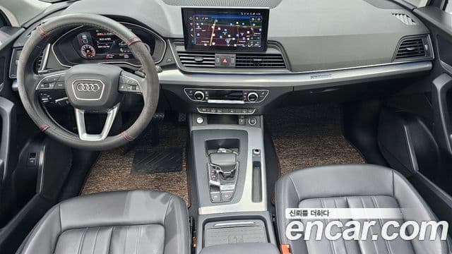 Audi Q5 2021 — ფოტო 7/20