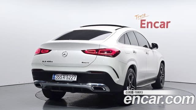 Mercedes-Benz GLE-Class 2021 — ფოტო 1/20