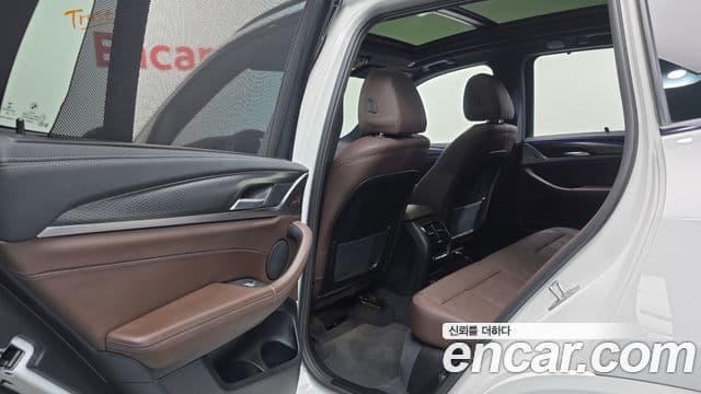 BMW X3 2022 — ფოტო 16/20