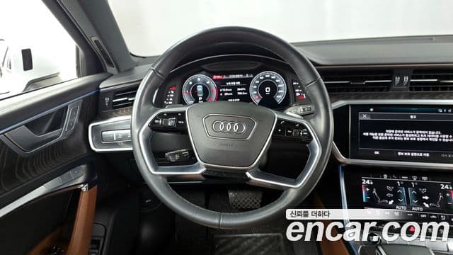 Audi A6 2023 — ფოტო 13/20