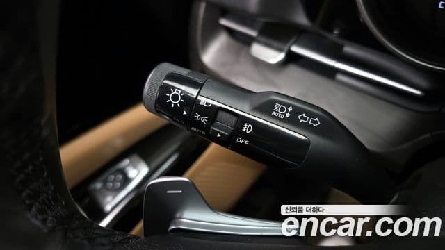 Kia Carnival 2021 — Şəkil 17/20