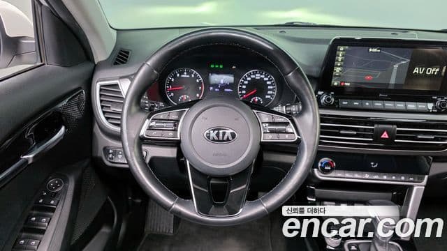 Kia Seltos 2019 — ფოტო 13/20