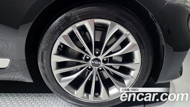 Kia The K9 2022 — ფოტო 4/20
