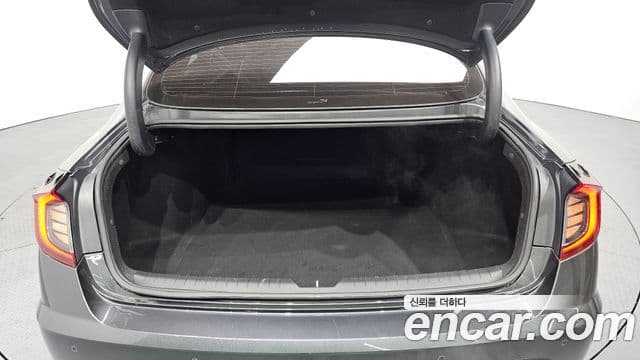 Hyundai Sonata Hybrid 2021 — ფოტო 10/20