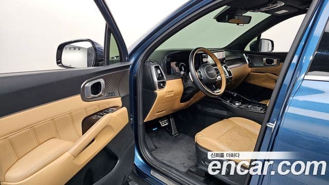 Kia Sorento 2022 — фото 8 из 20