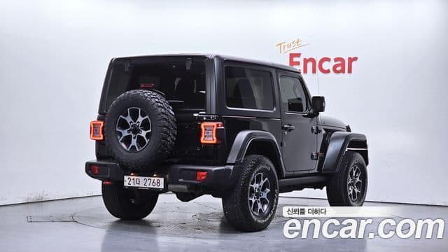 Jeep Wrangler 2019 — Şəkil 10/20
