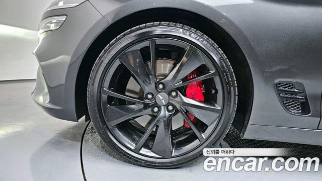 Genesis G70 2023 — ფოტო 5/20