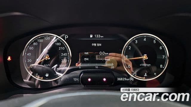 Genesis G70 2023 — ფოტო 8/20
